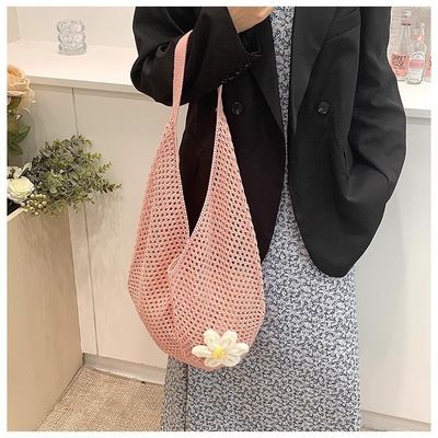 Korean Style 2026 New Arrival Vacation Knit Bag Women's Shoulder Tote Bag Lazy Style Knit Openwork Floral Decoration Beach Bag